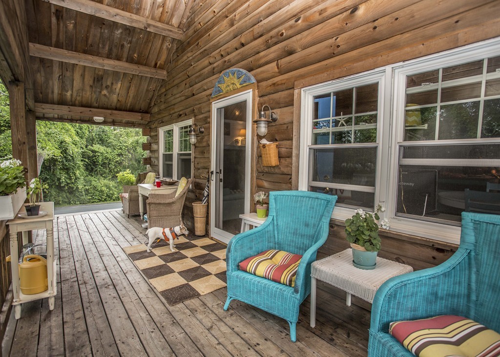 19 Smith Street Fairhaven, MA 02719 - Photo 10 of 21