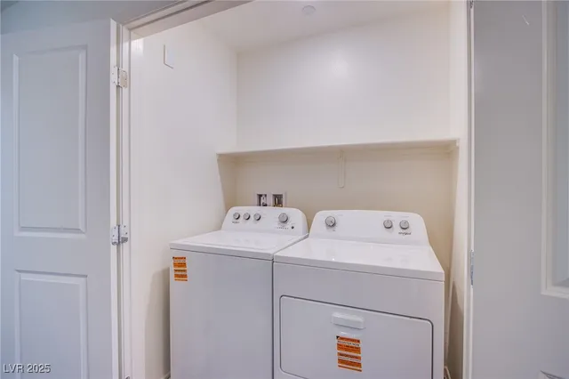 $1,850 | 4949 Chapin Mesa Avenue, Las Vegas, NV 89139