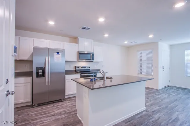 $1,850 | 4949 Chapin Mesa Avenue, Las Vegas, NV 89139