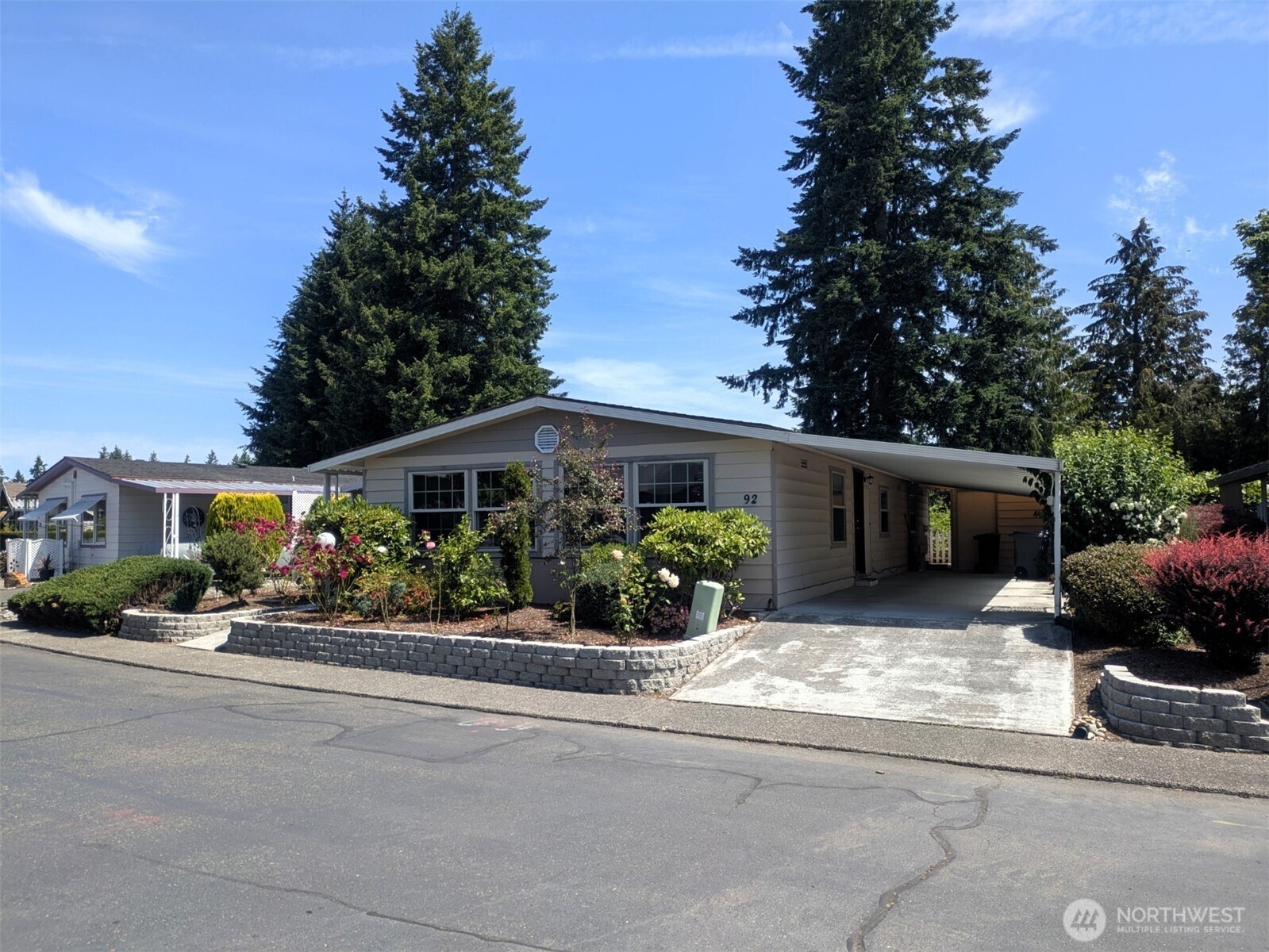 201 Union Avenue Southeast, Unit 92 Renton, WA 98059 - Photo 2 of 28 Gallery Image 2