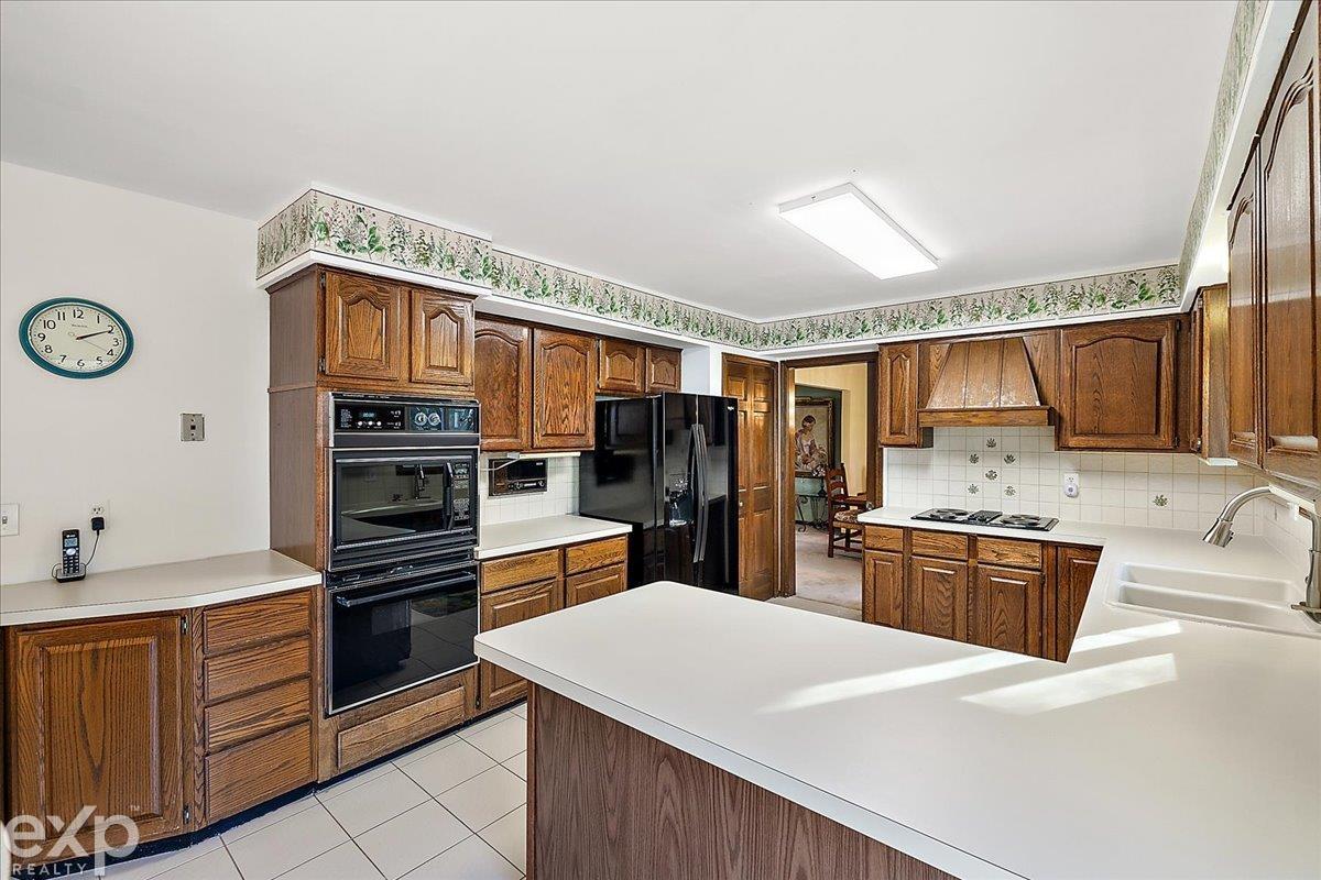 1579 Lomas Verdes Rochester Hills, MI 48306 - Photo 35 of 64