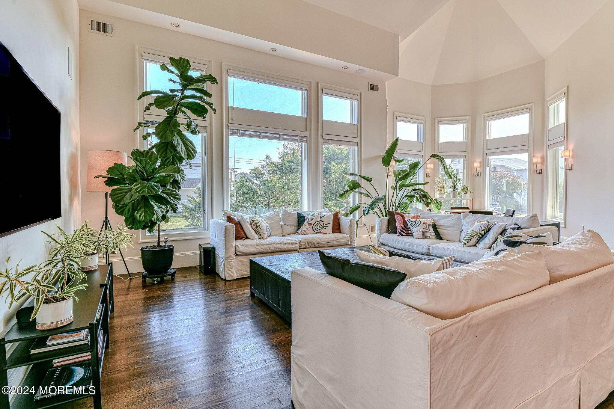 17 Warren Street Rumson, NJ 07760 - Photo 11 of 60 18-web-or-mls-DSC_9891_9