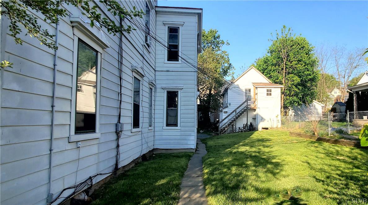 105 2nd Street Slatington, PA 18080 - Photo 2 of 35