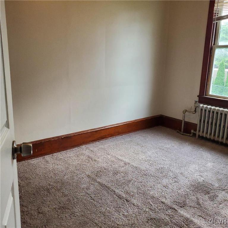 105 2nd Street Slatington, PA 18080 - Photo 8 of 35