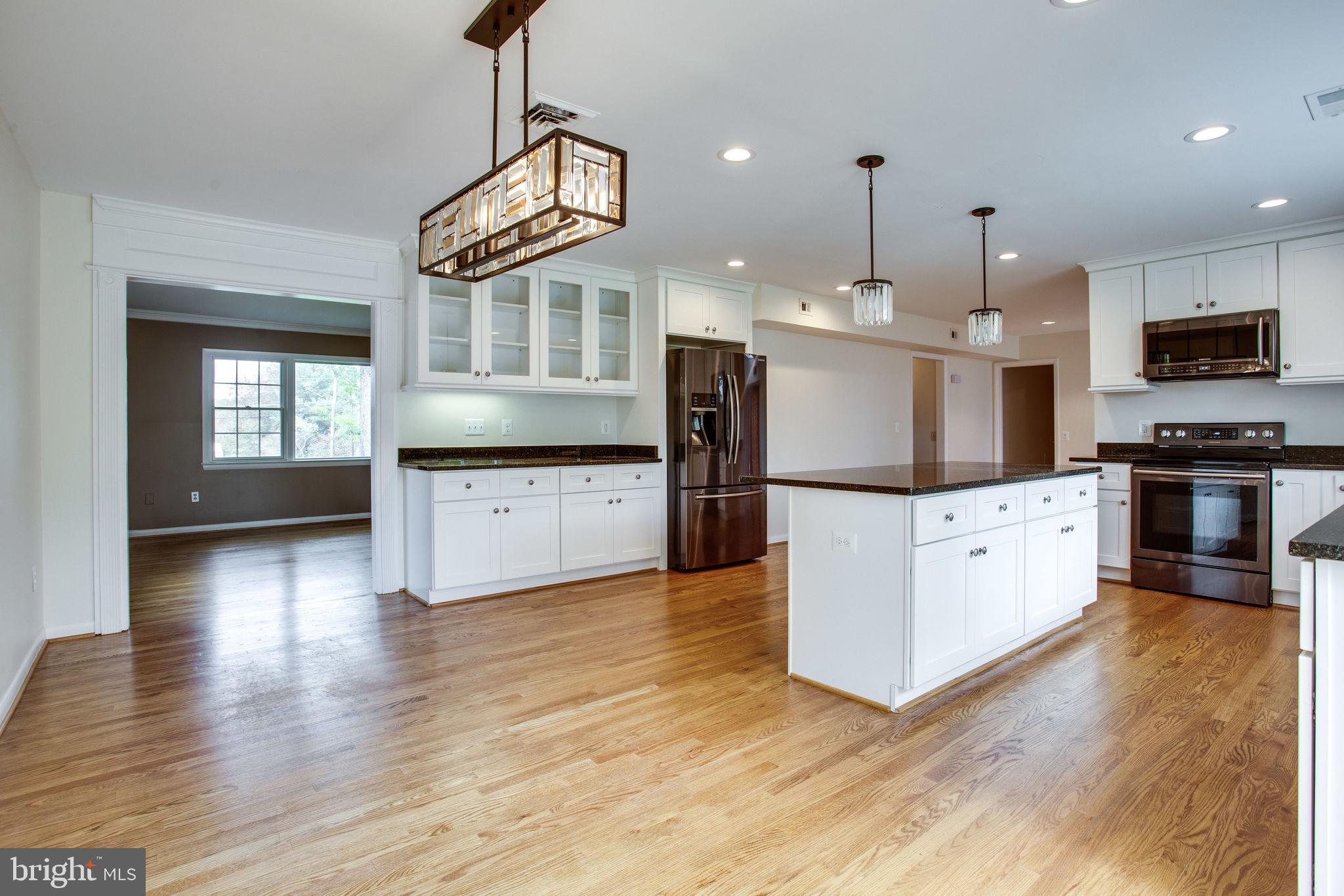 9713 Clarks Crossing Road Vienna, VA 22182 - Photo 17 of 36 Large Updated Kitchen and Breakfast Area