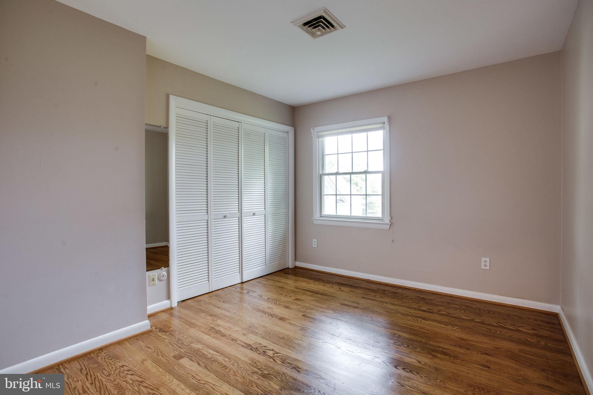 9713 Clarks Crossing Road Vienna, VA 22182 - Photo 24 of 36 2nd Floor Bedroom