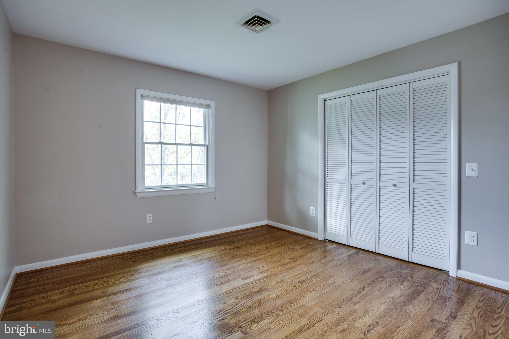 9713 Clarks Crossing Road Vienna, VA 22182 - Photo 30 of 36 2nd Floor Bedroom #3