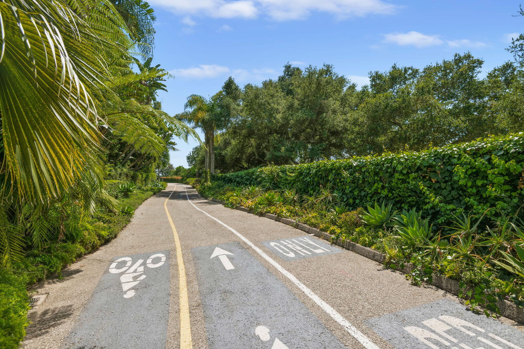 1032 Fairway Road Montecito, CA 93108 - Photo 22 of 26 Channel Dr Bike Path