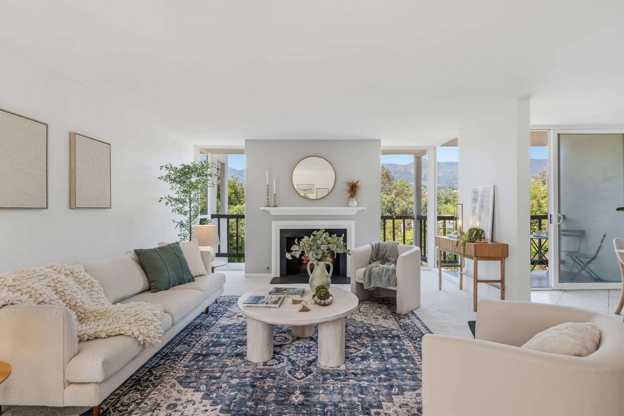1032 Fairway Road Montecito, CA 93108 - Photo 3 of 26 Living Room