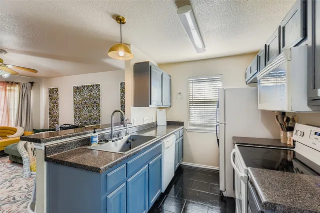 $2,999 | 930 Panorama Drive, Dripping Springs, TX 78620