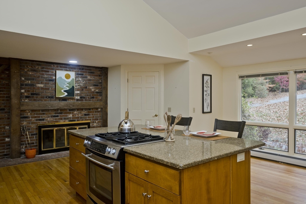 5 Stony Hill Road Amherst, MA 01002 - Photo 13 of 42