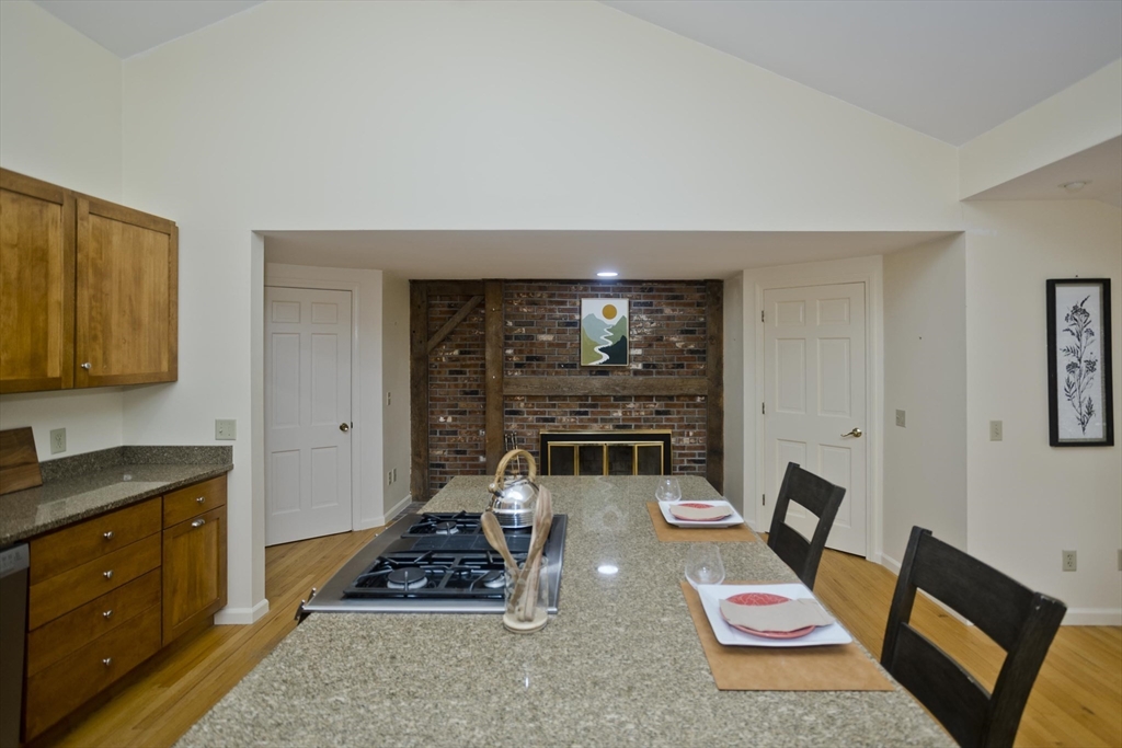 5 Stony Hill Road Amherst, MA 01002 - Photo 7 of 42