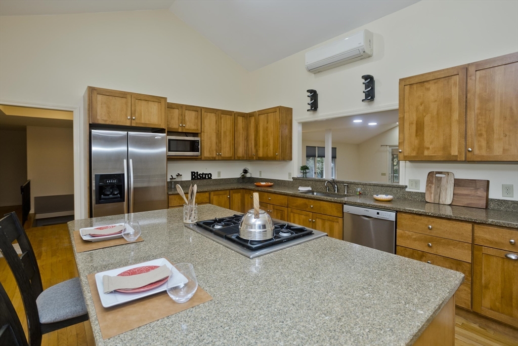 5 Stony Hill Road Amherst, MA 01002 - Photo 8 of 42
