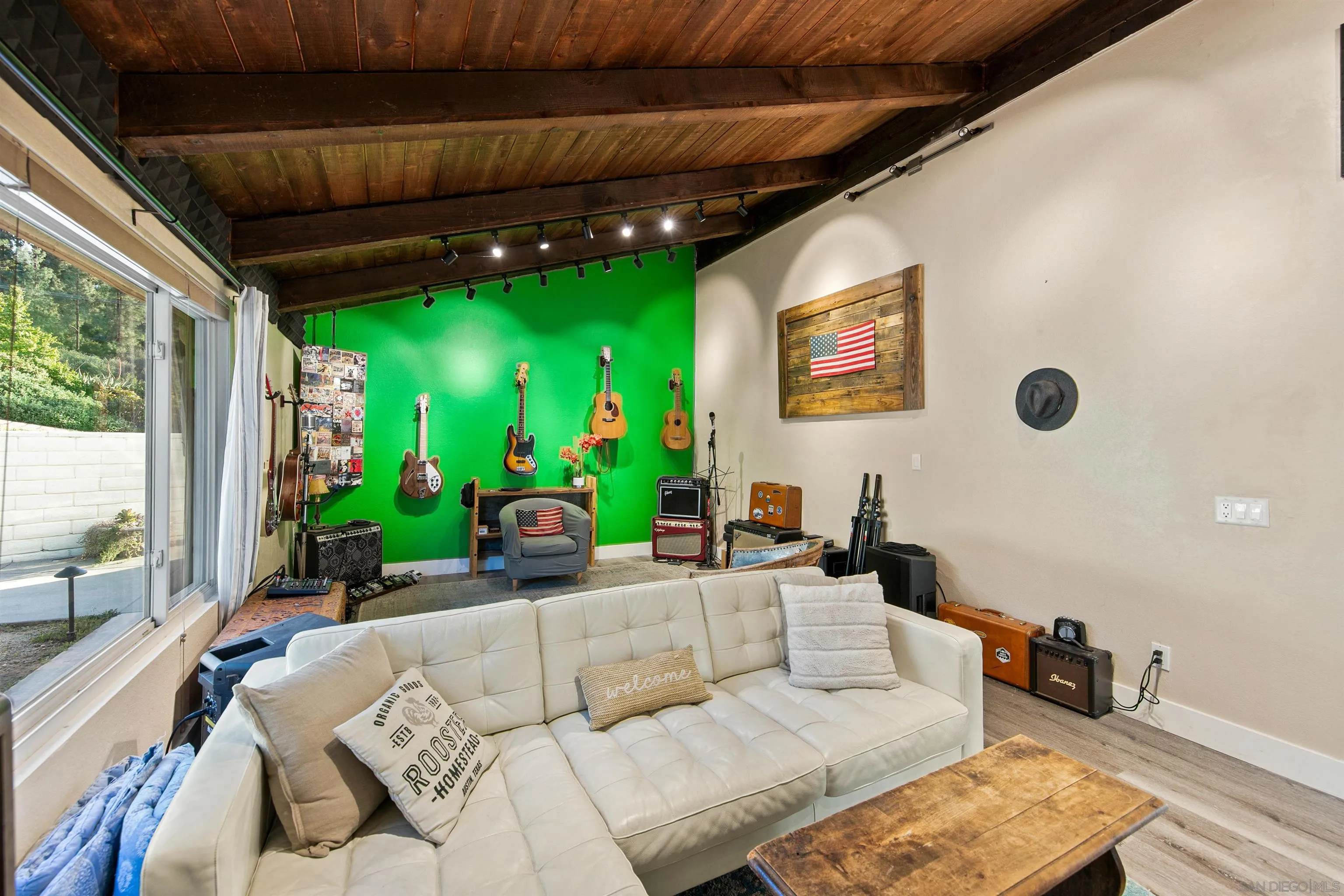 580-582 South Grade Road Alpine, CA 91901 - Photo 22 of 40 a living room with furniture and a large window