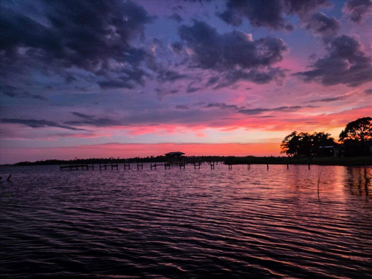 7813 Petersen Point Road Milton, FL 32583 - Photo 98 of 105