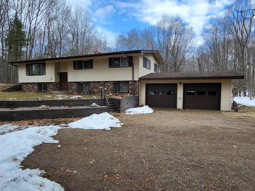 2746 South River Road Rhinelander, WI 54501 - Photo 1 of 33 Gallery Image 1
