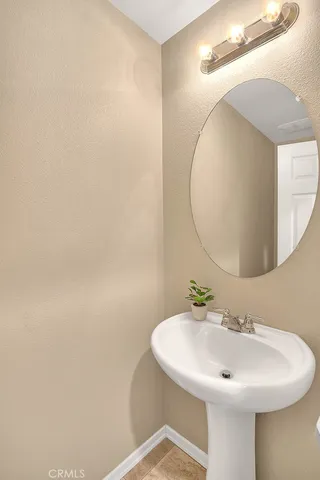 $648,000 | 7165 Hazelwood Way, Fontana, CA 92336