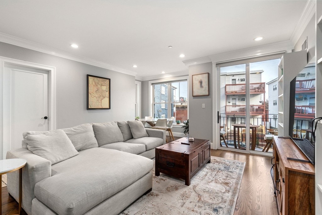 136 Sydney Street, Unit 5 Boston, MA 02125 - Photo 6 of 23