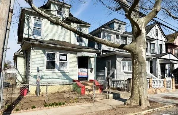 $549,000 | 104-33 142nd Street | Jamaica