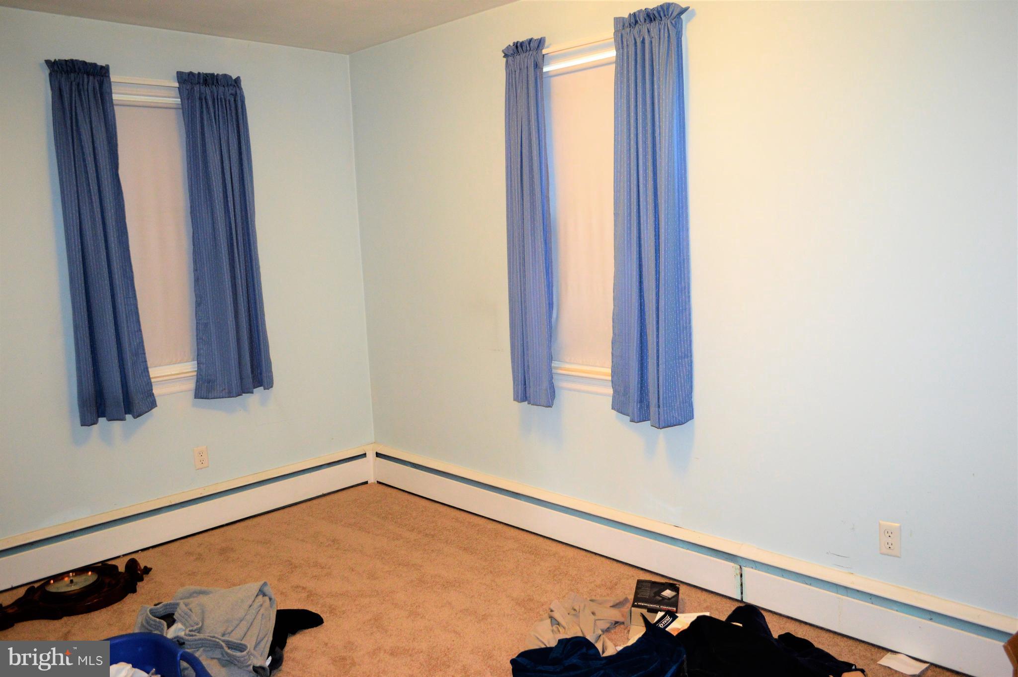 2209 Fairmount Road Hampstead, MD 21074 - Photo 12 of 29 First bedroom