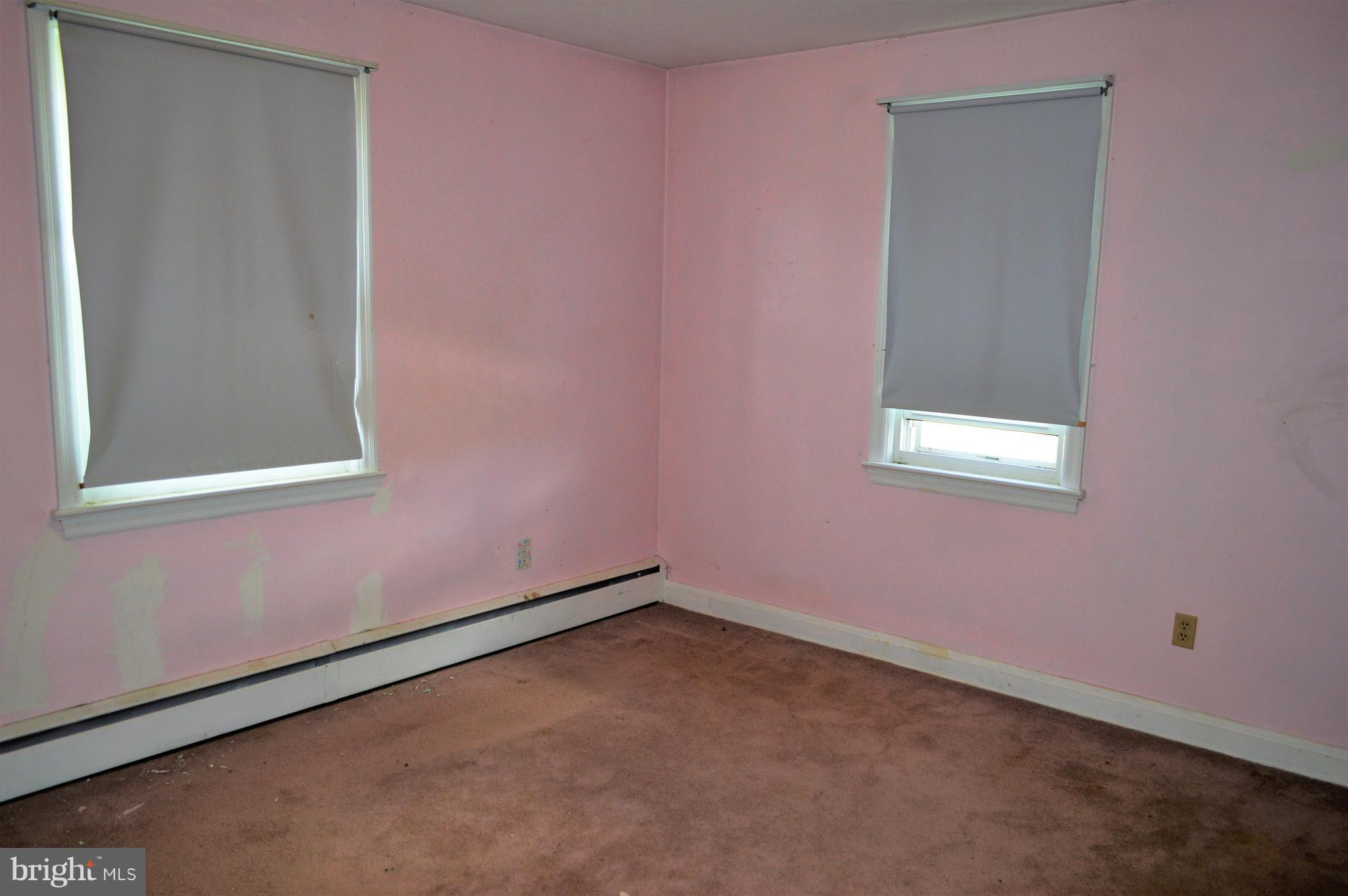 2209 Fairmount Road Hampstead, MD 21074 - Photo 14 of 29 Second Bedroom