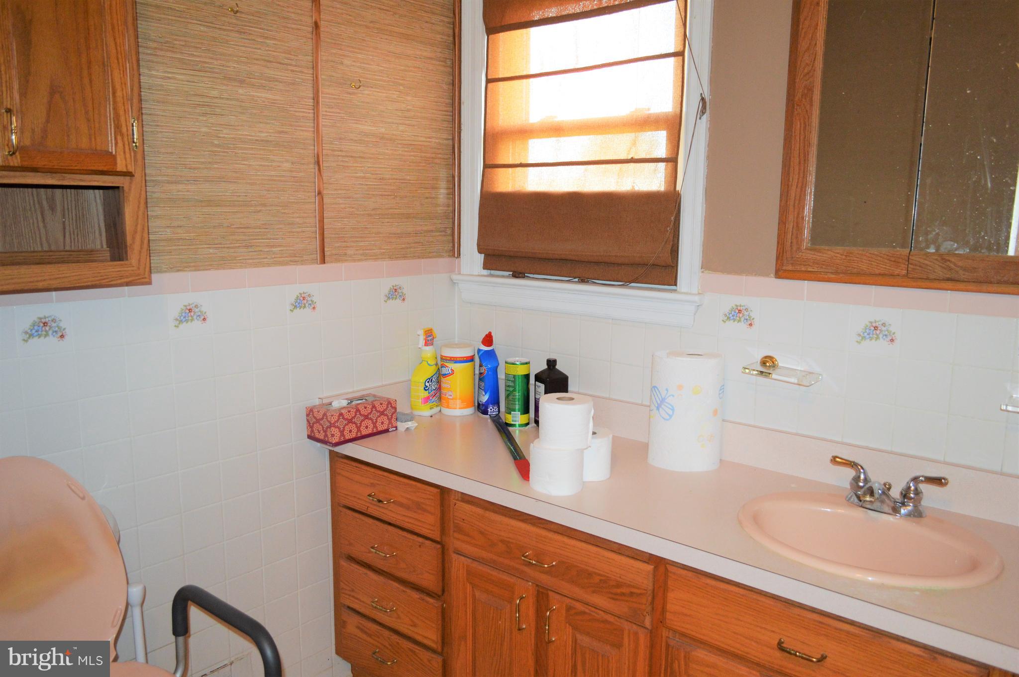 2209 Fairmount Road Hampstead, MD 21074 - Photo 17 of 29 Another view of bathroom