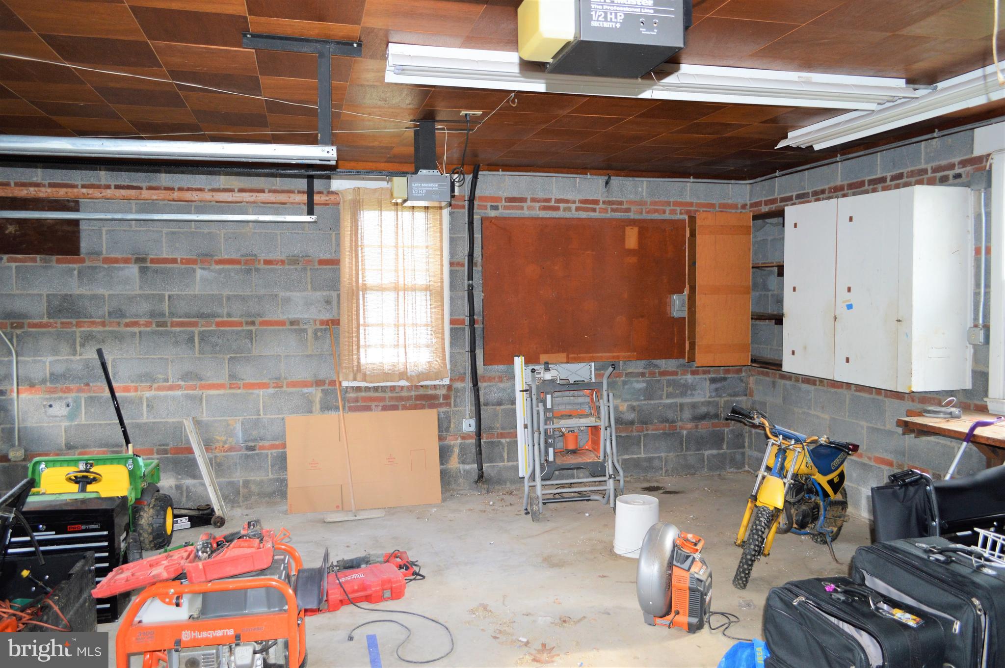 2209 Fairmount Road Hampstead, MD 21074 - Photo 23 of 29 Garage