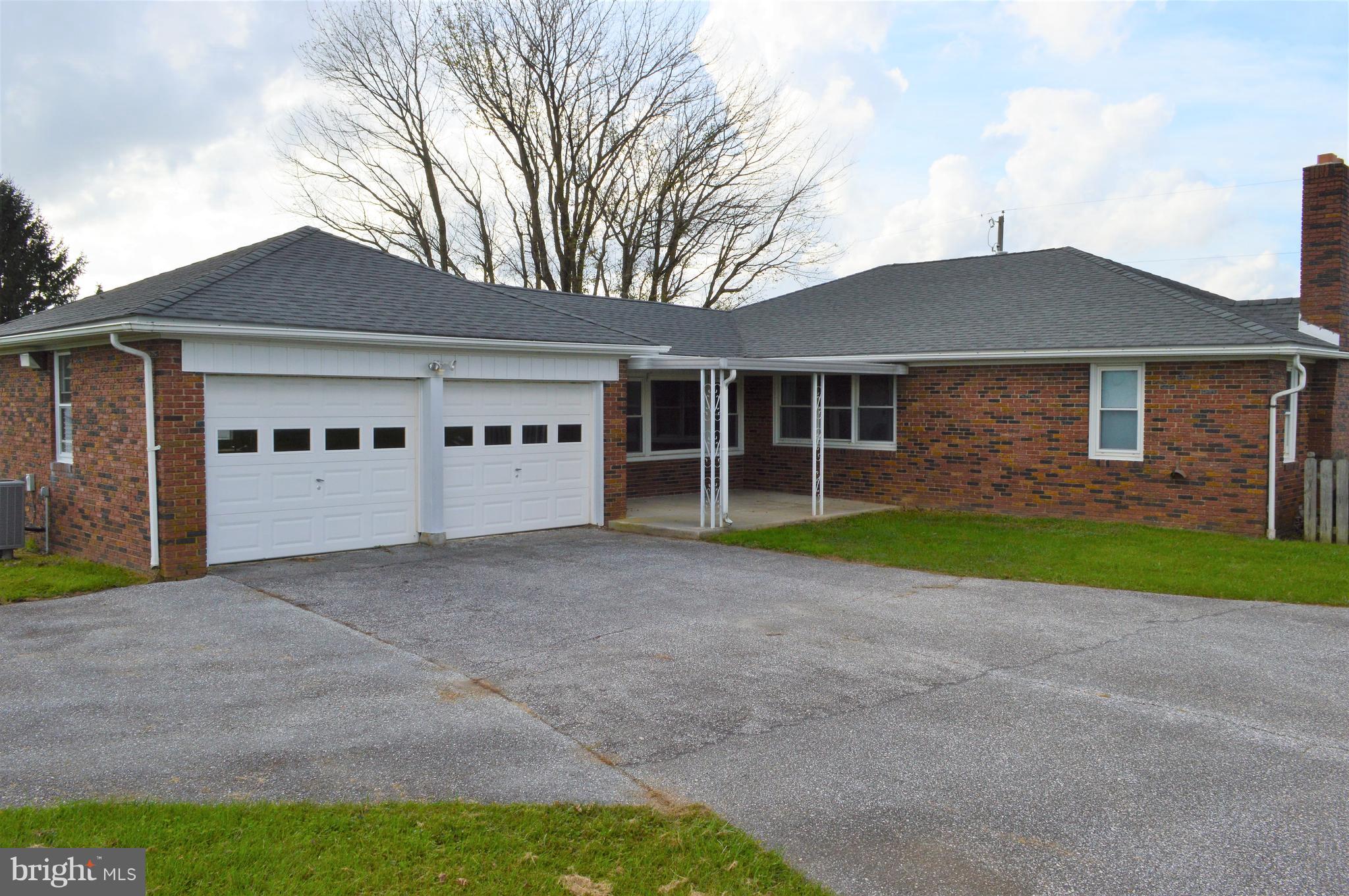 2209 Fairmount Road Hampstead, MD 21074 - Photo 25 of 29 Side/back of house - garage & enclosed breezeway