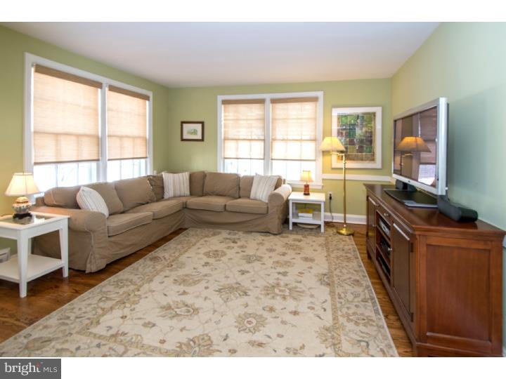 116 Pine Tree Road Wayne, PA 19087 - Photo 12 of 25 Family Room