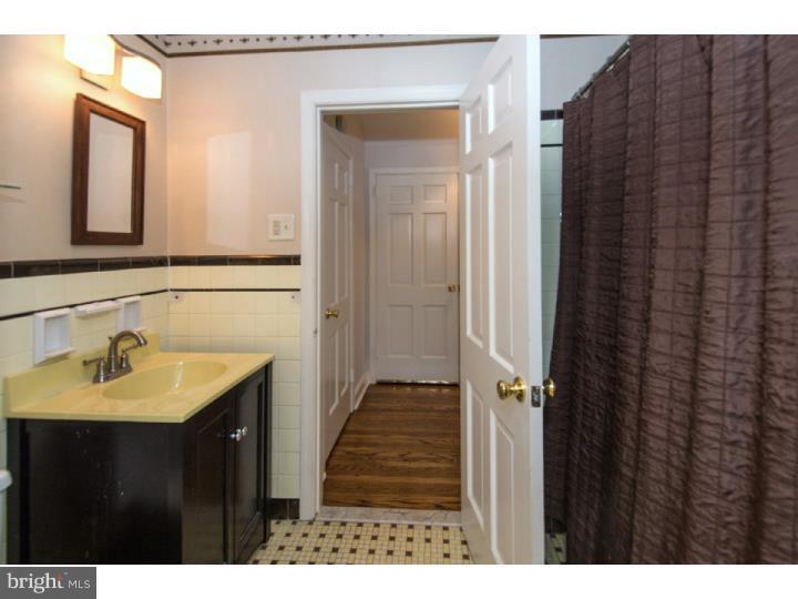 116 Pine Tree Road Wayne, PA 19087 - Photo 22 of 25 Bathroom