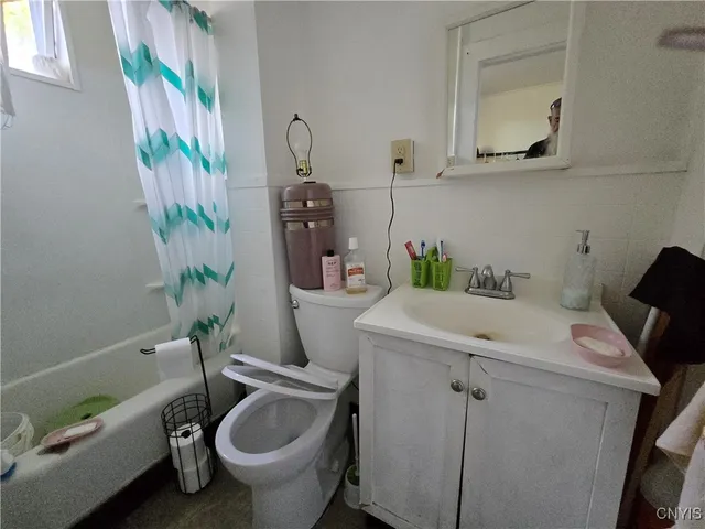 $119,900 | 317 East Division Street, Syracuse, NY 13208