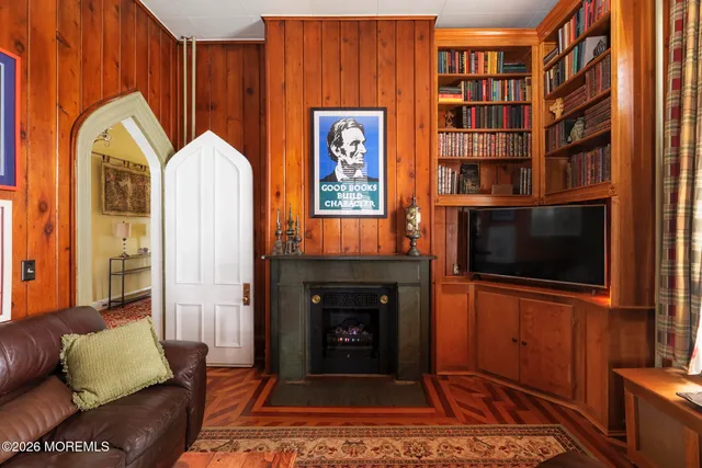 $1,200,000 | 18 Brinckerhoff Avenue, Freehold, NJ 07728