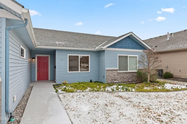 $515,000 | 645 West Woodlawn Drive, Hayden, ID 83835