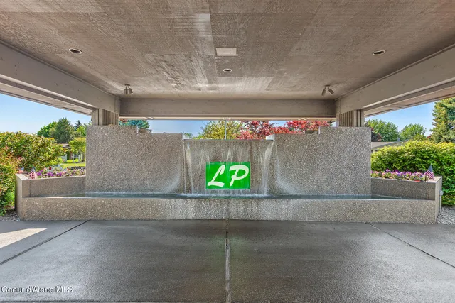 $515,000 | 645 West Woodlawn Drive, Hayden, ID 83835