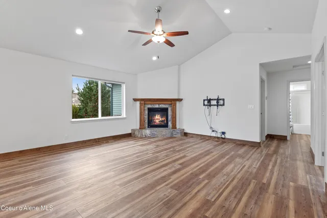 $515,000 | 645 West Woodlawn Drive, Hayden, ID 83835