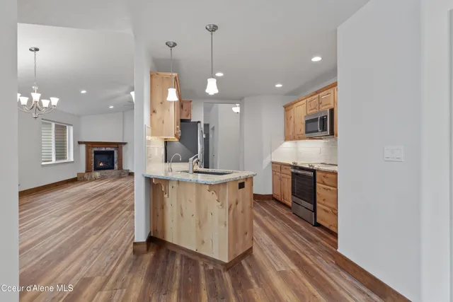 $515,000 | 645 West Woodlawn Drive, Hayden, ID 83835