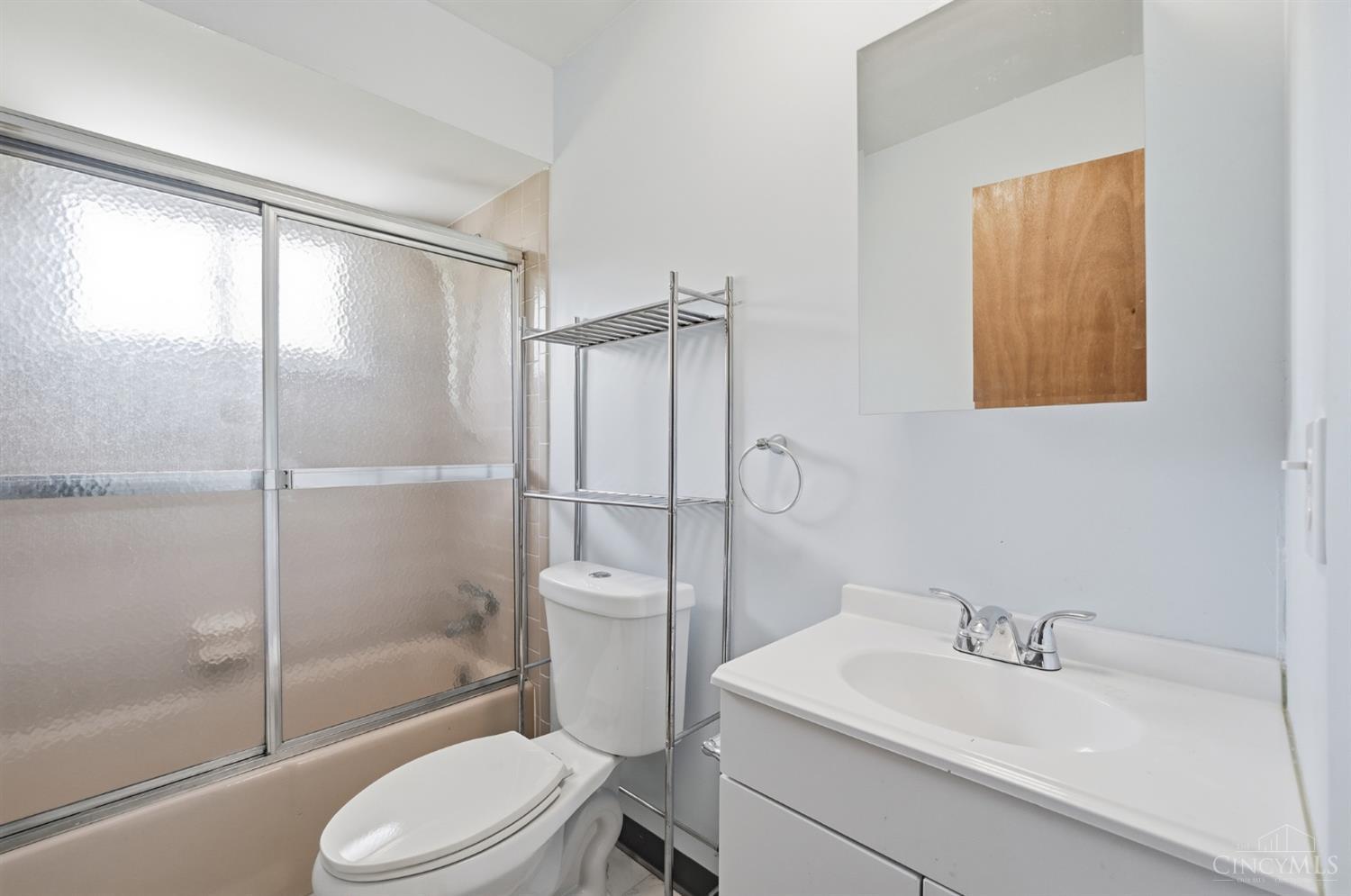 4455 Cloverhill Terrace Cincinnati, OH 45238 - Photo 47 of 78