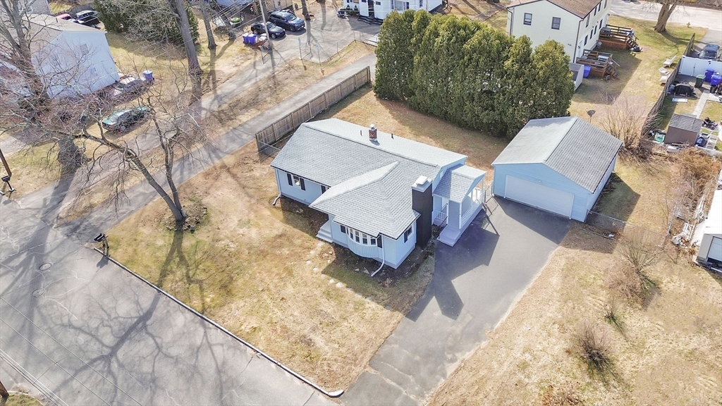 116 Carr Street Springfield, MA 01118 - Photo 2 of 35