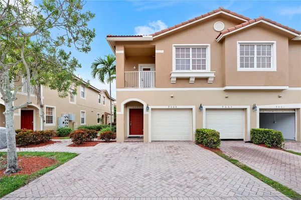 $2,450 | 9065 Plymouth Place, Unit 9065, Tamarac, FL 33321