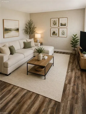 $925 | 3104 Summit Avenue, Unit G, Greensboro, NC 27405