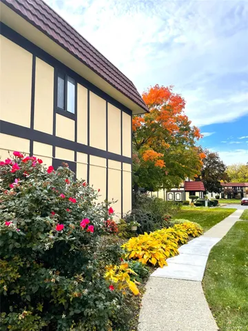 $350,000 | 7 Loudon Drive, Unit 7, Fishkill, NY 12524