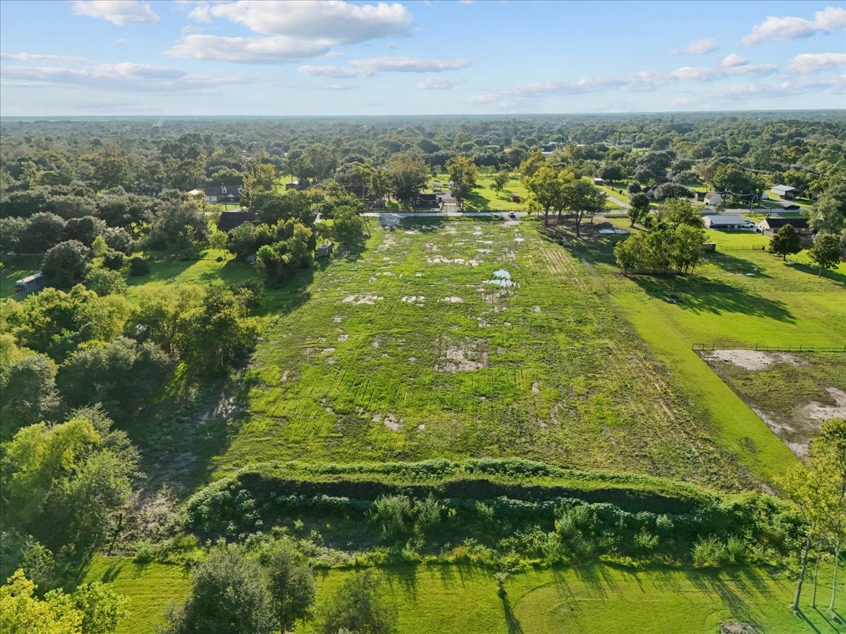 7211 FM 646 Road Santa Fe, TX 77510 - Photo 3 of 12 a view of city and ocean