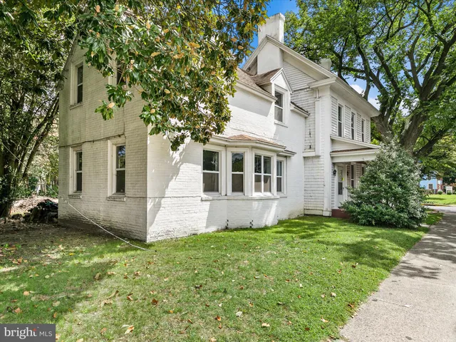 a picture of floor plan