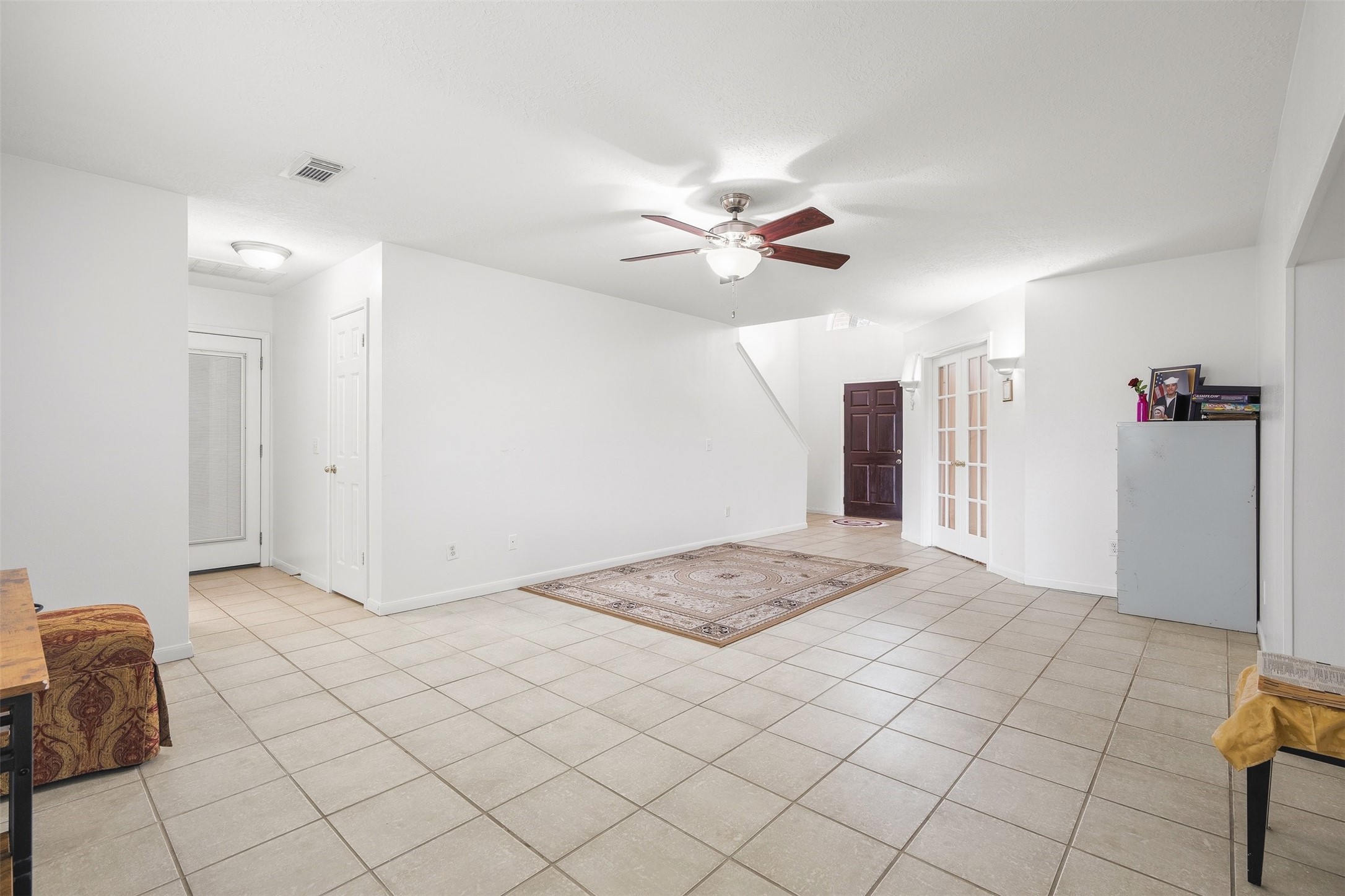 28723 Sedgefield Street Spring, TX 77386 - Photo 5 of 20 a view of livingroom with furniture