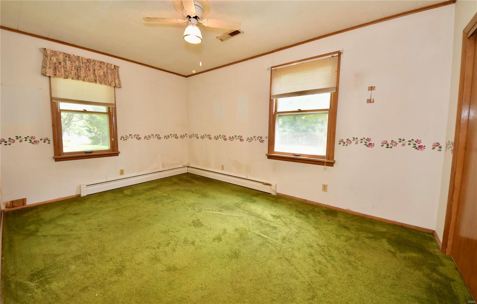 1026 Schwarz Road Edwardsville, IL 62025 - Photo 25 of 34 Gallery Image 25