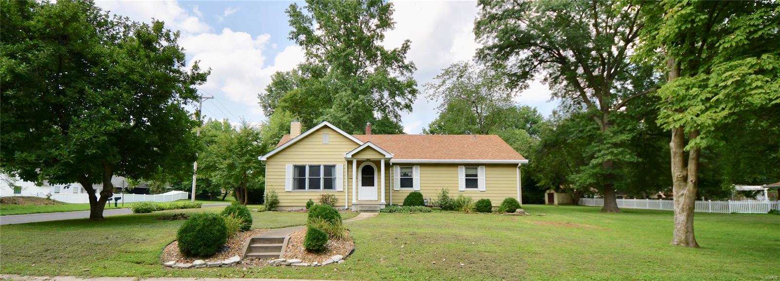 1026 Schwarz Road Edwardsville, IL 62025 - Photo 34 of 34 Gallery Image 34