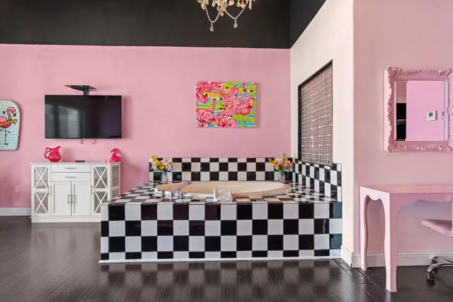 $169,900 | 680 East Hiawatha Drive, Unit 407, Wisconsin Dells, WI 53965