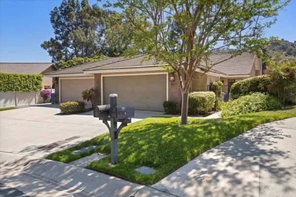 $680,000 | 4233 Los Padres Drive, Unit 206, Fallbrook, CA 92028