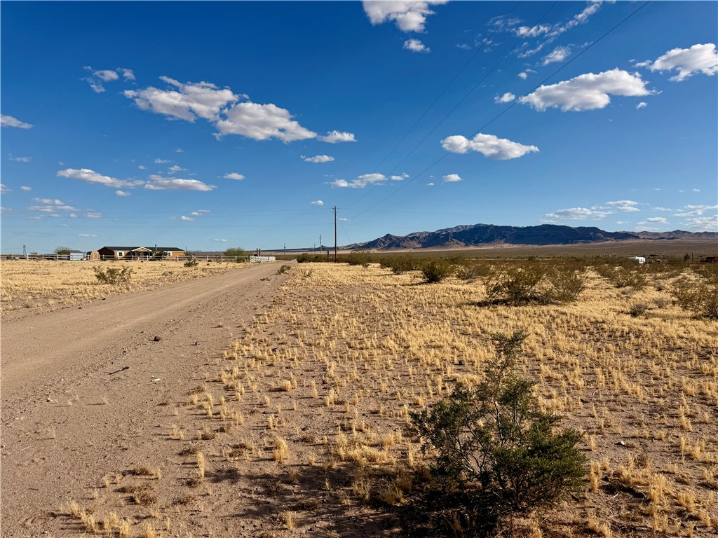 19337 North Deal Road Willow Beach, AZ 86445 - Photo 8 of 8