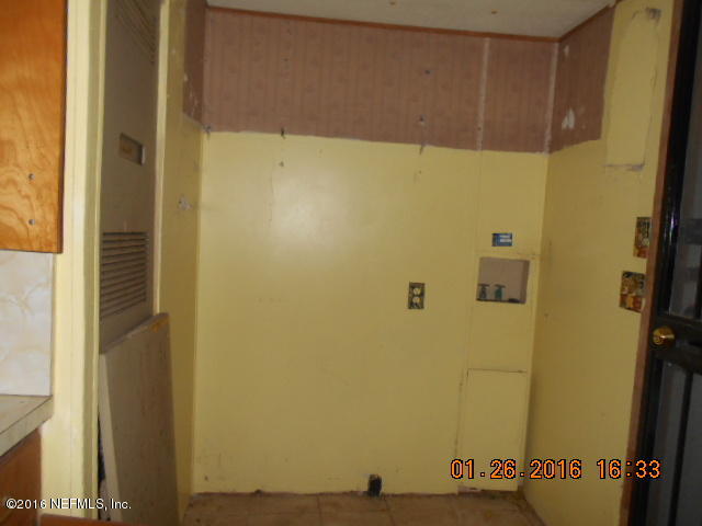 7096 Pitts Road Jacksonville, FL 32219 - Photo 11 of 12 WD hookup
